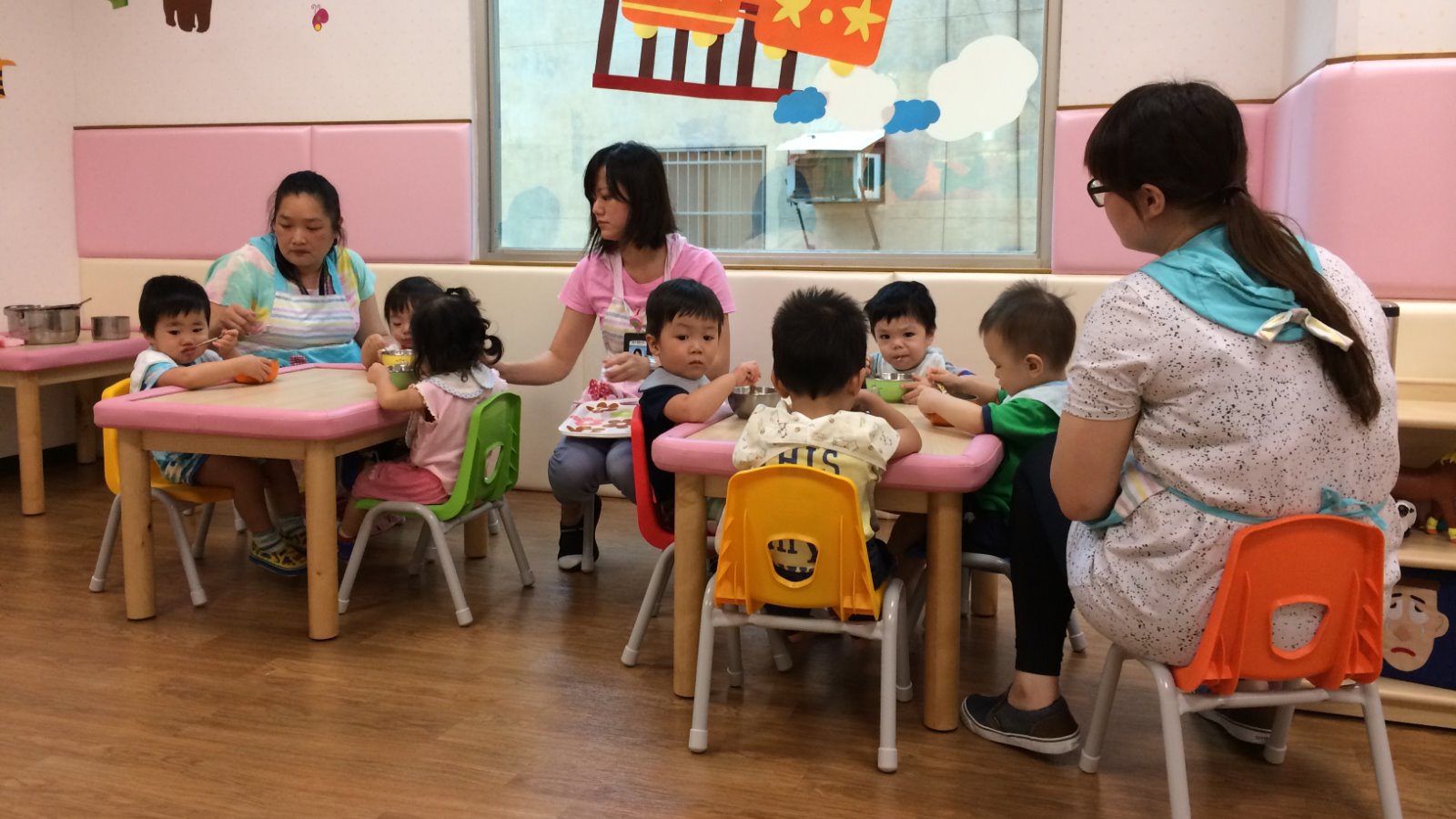 企業托育