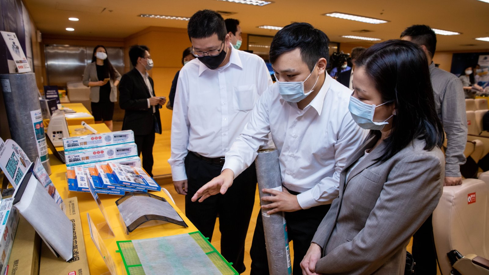 109年國際視訊採購商洽會啟動記者會展示商品介紹