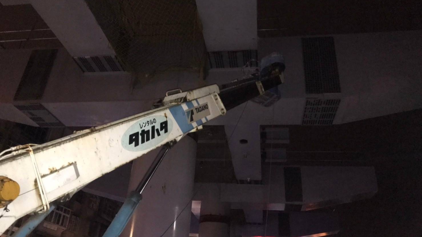鶯歌福德一路LB12鋼構車站夜間螺栓穿鎖作業