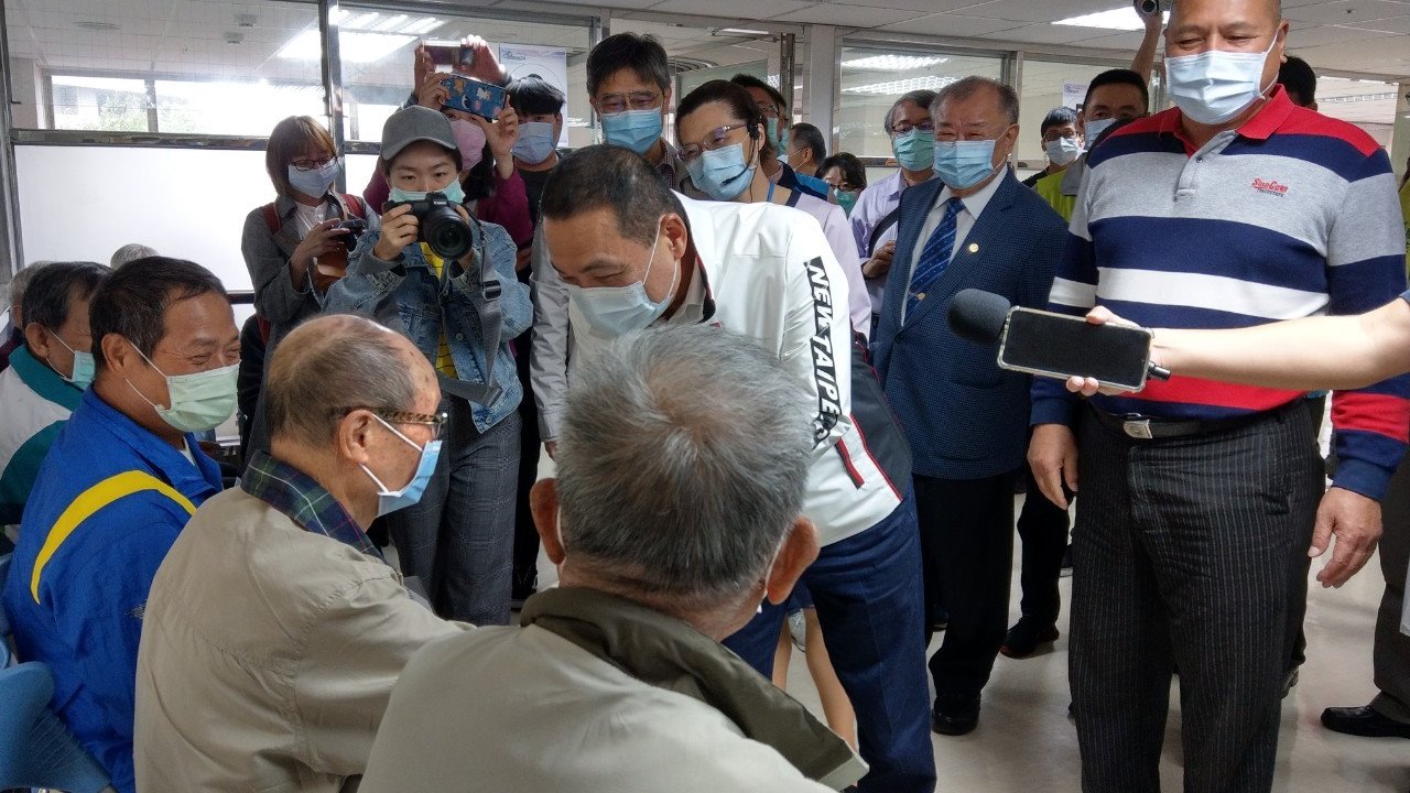 侯友宜市長到院關心農漁民健康檢查狀況