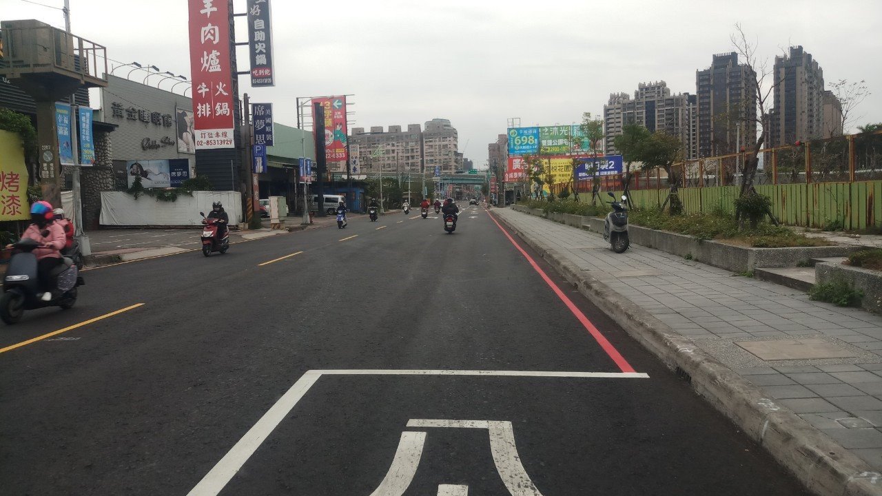 泰山區泰林路改善照