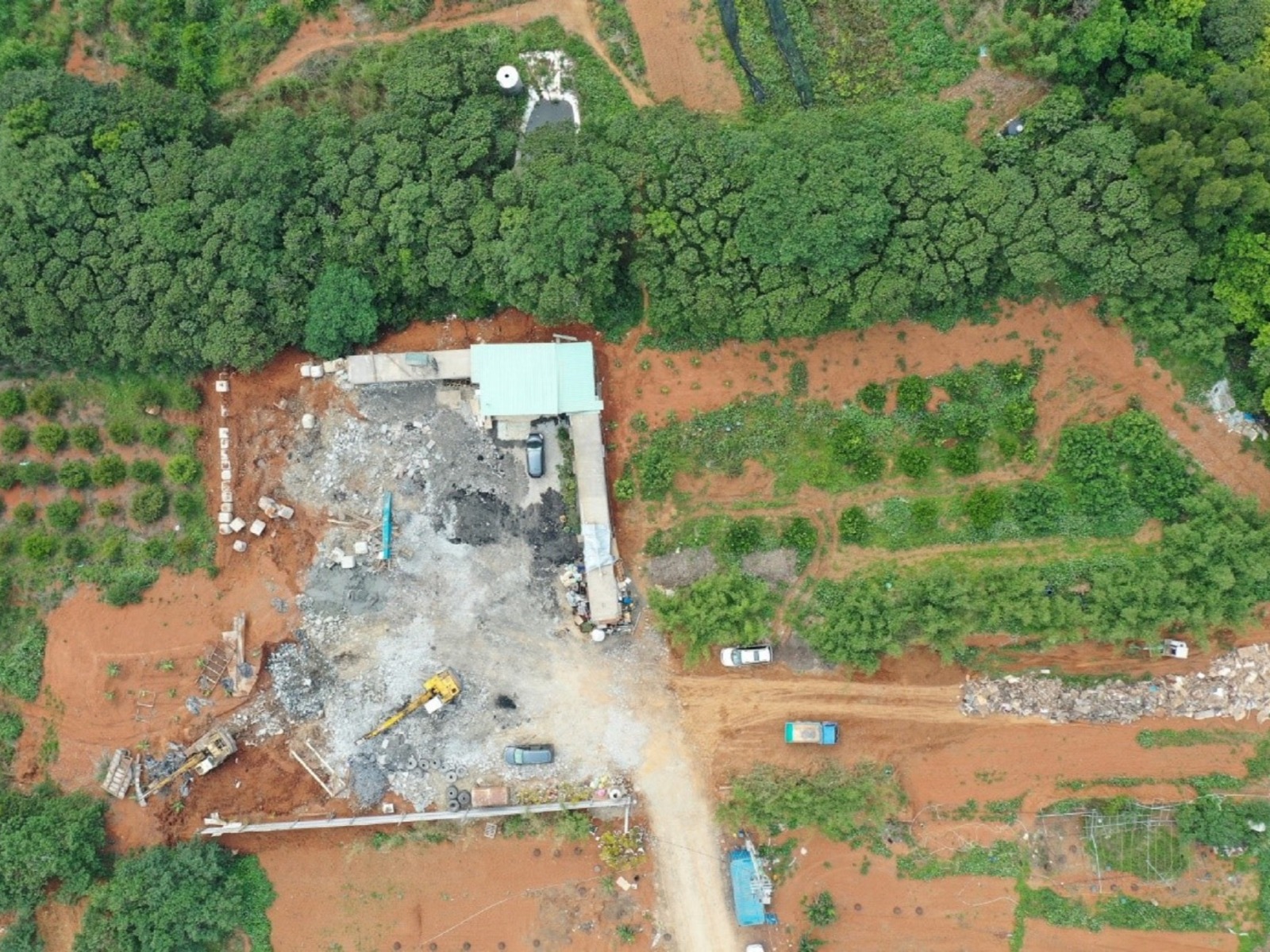 空拍機蒐證非法回填及堆置營建廢棄物