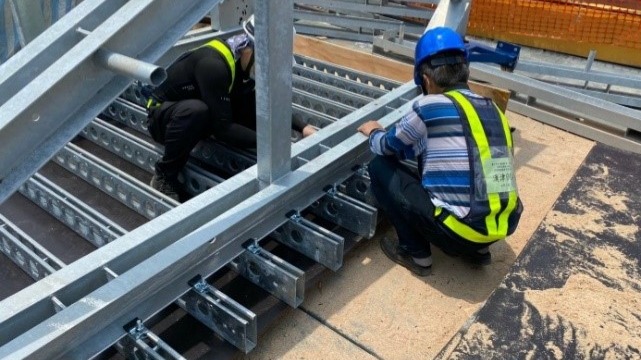 連城路系統模實固架組裝