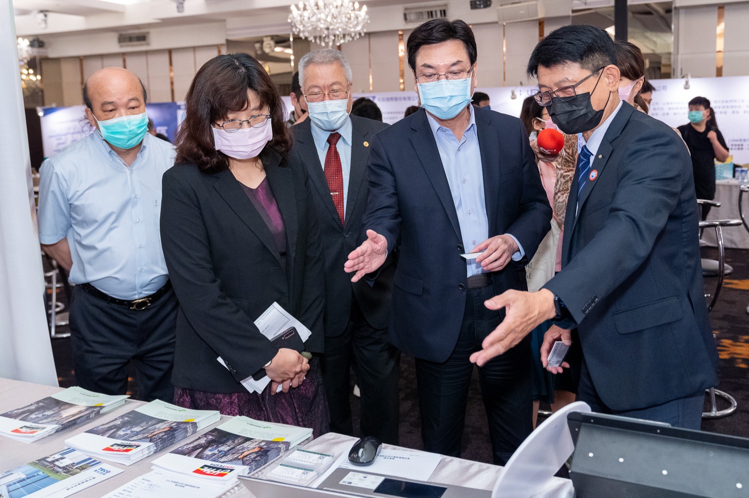 副市長巡攤畫面