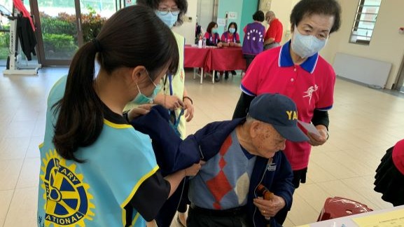 協助長者健康檢查