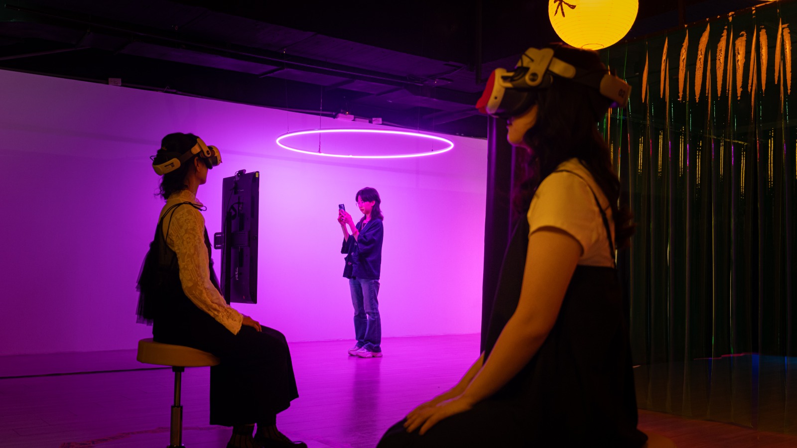 府中15攜手高雄市電影館推出《穿越幻境－臺灣原創VR特展進擊中》